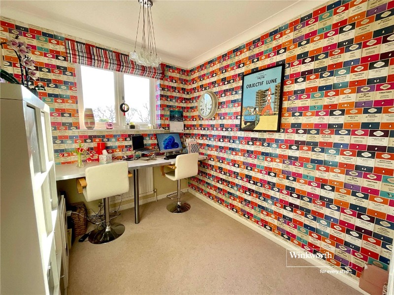Stuart Road, Highcliffe, Dorset, BH23
