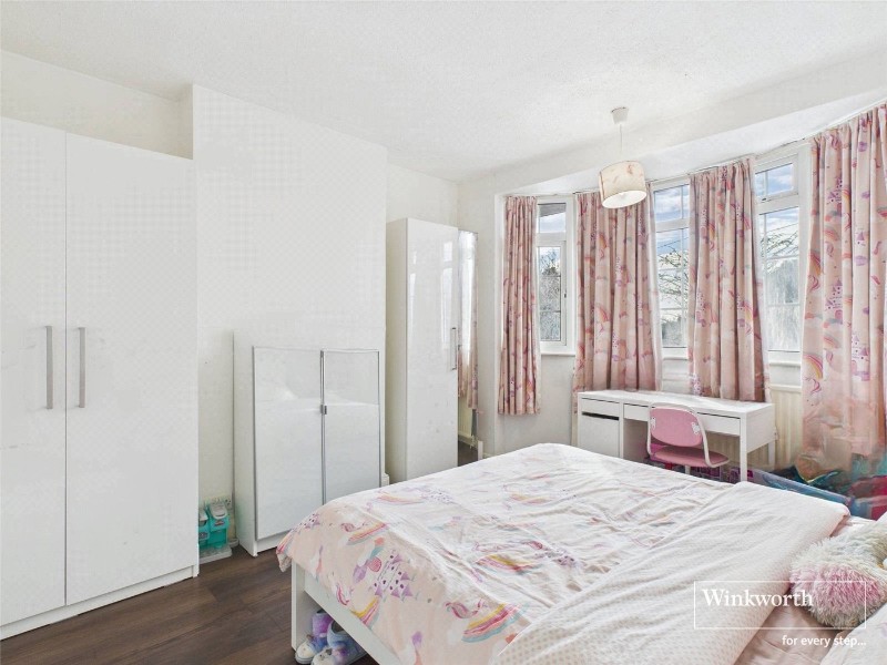 Manor Close, Kingsbury, London, NW9