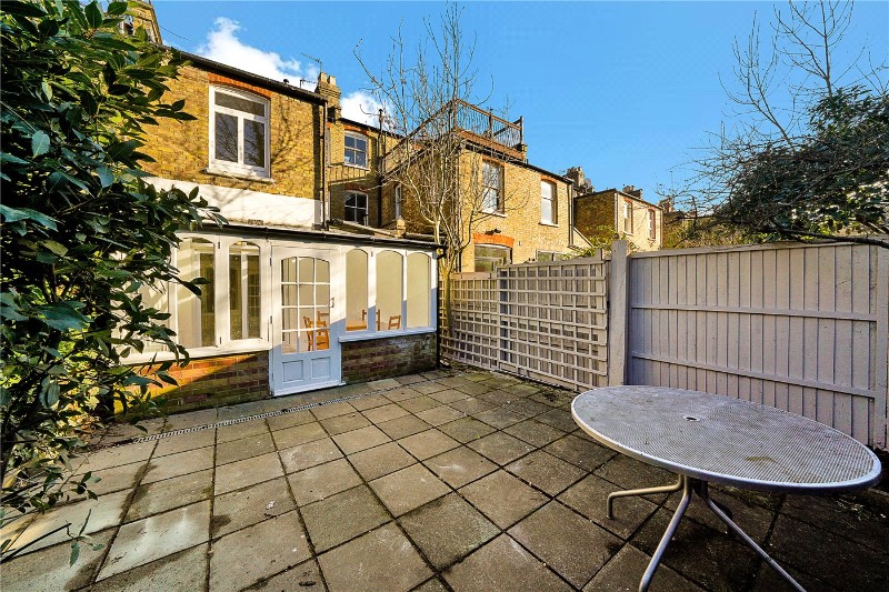Nelson Road, London, N8