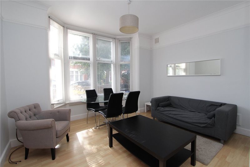 Kings Avenue, Ealing, London, UK, W5