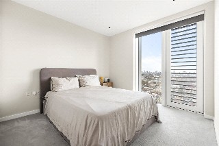 Cendal Crescent, London, E1