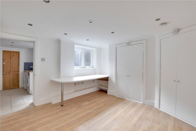 Boyne Road, Lewisham, London, SE13