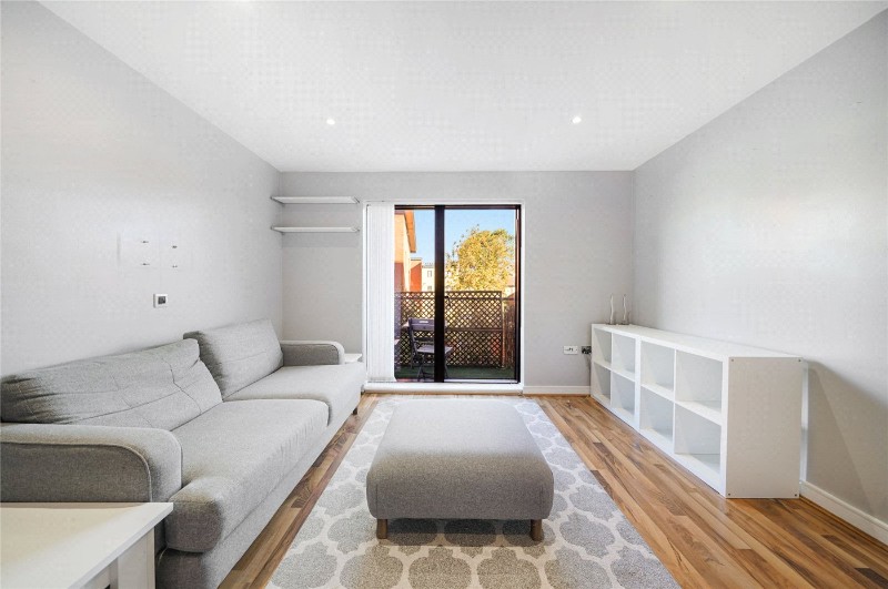 Kings Quarter Apartments, Copenhagen Street, London, N1