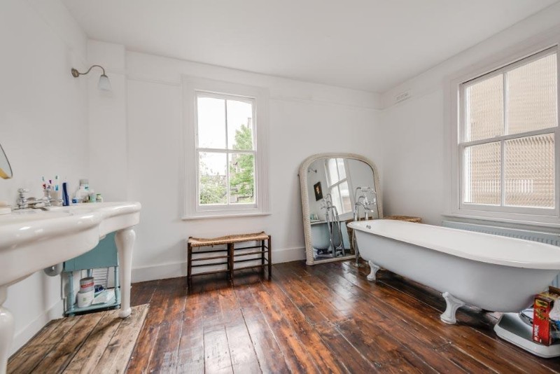 Sellons Avenue, London, NW10