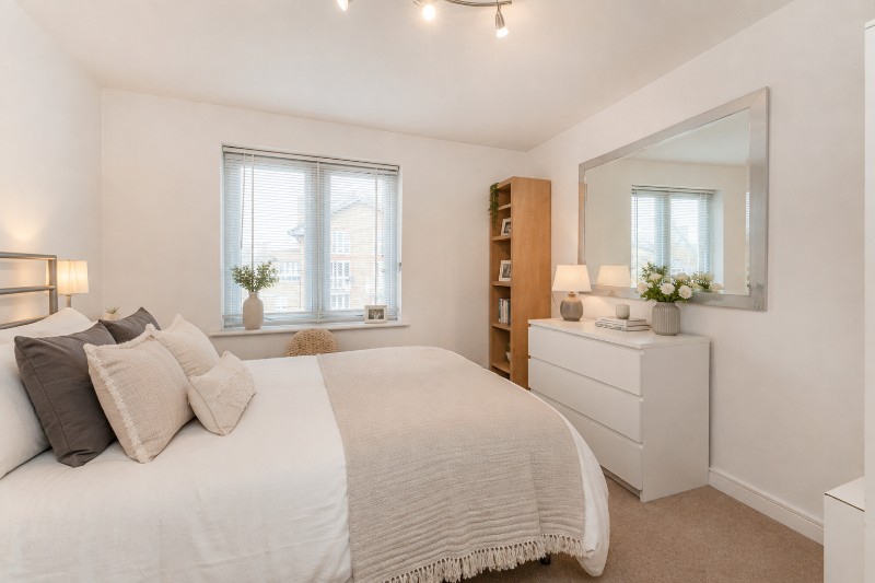 Hunt Close, London, W11
