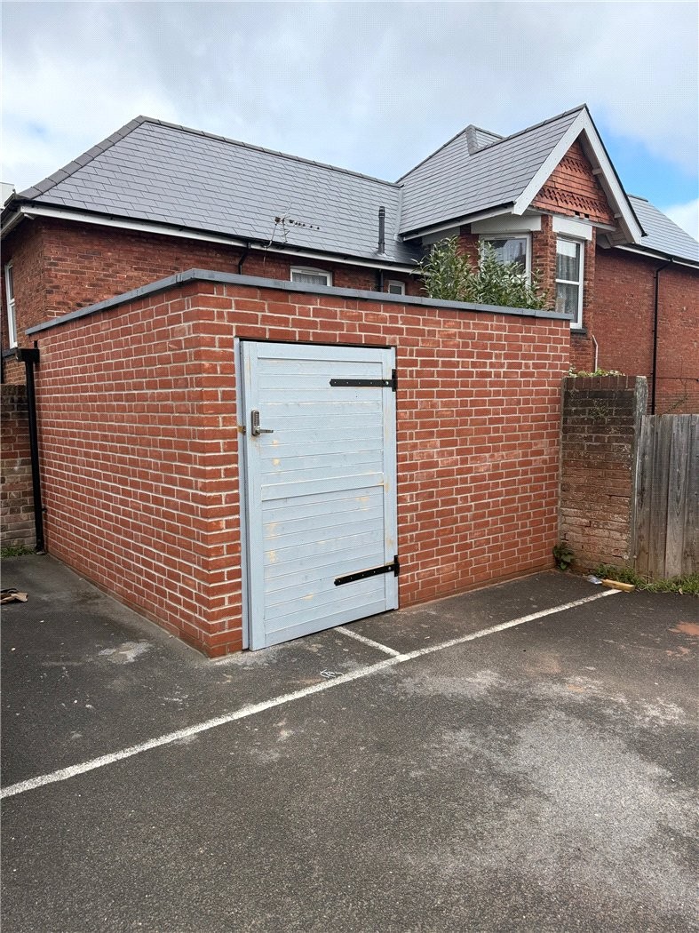 Poole Road, Westbourne, Bournemouth, Dorset, BH4