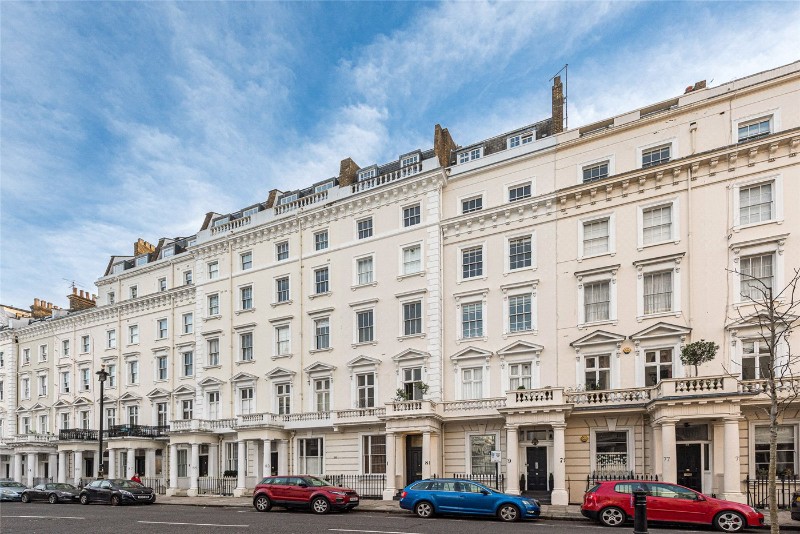 St. Georges Drive, London, SW1V