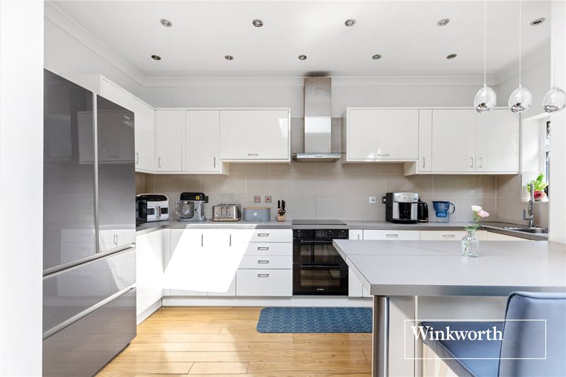 Woodlands Avenue, Finchley, London, N3