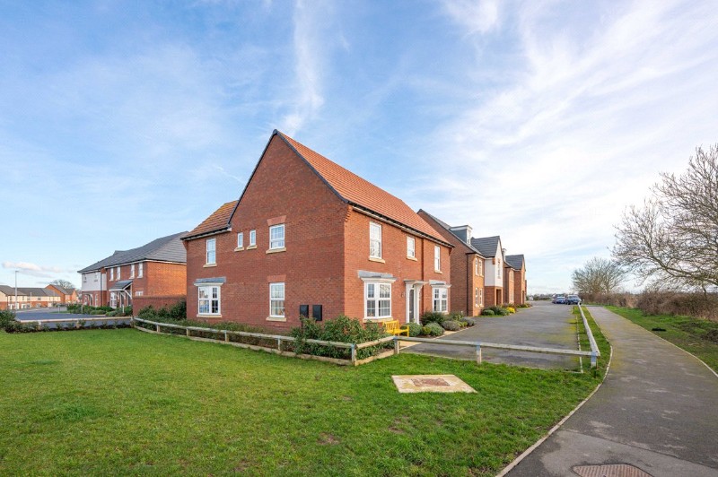 Woodhead Road, Warwick, Warwickshire, CV34