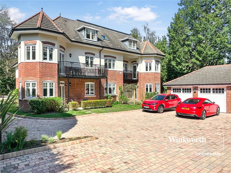Golf Links Road, Ferndown, Dorset, BH22