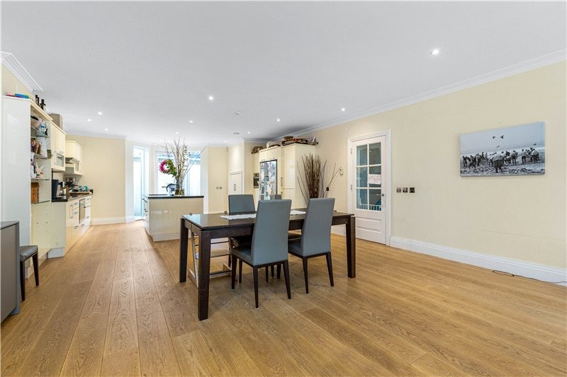 Lonsdale Road, Barnes, London, SW13