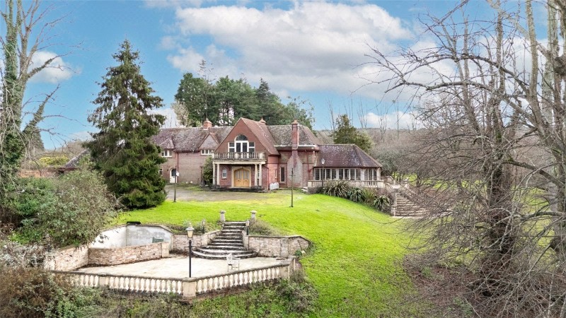 Dorchester Road, Sturminster Marshall, Wimborne, Dorset, BH21