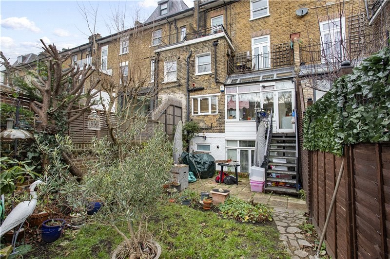 Knatchbull Road, London, SE5