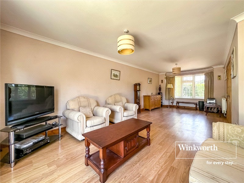 Glenwood Road, West Moors, Ferndown, Dorset, BH22