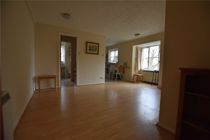 Lowry Court, London, SE16