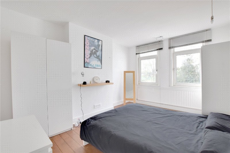 Charlton Road, Charlton, London, SE7