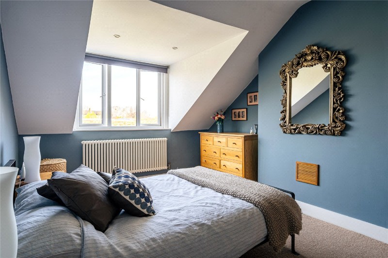 Deronda Road, London, SE24