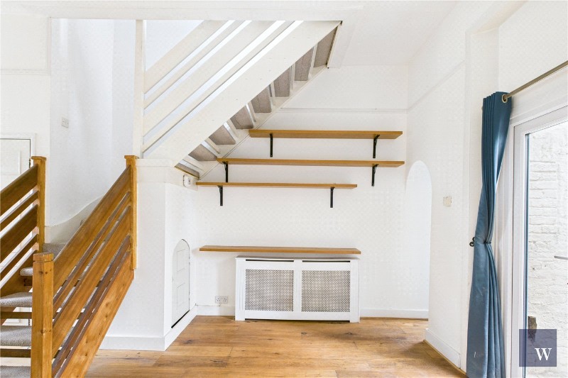 Kempshott Road, London, SW16