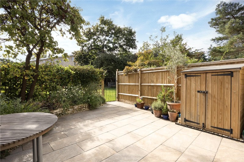 Kingslawn Close, London, SW15