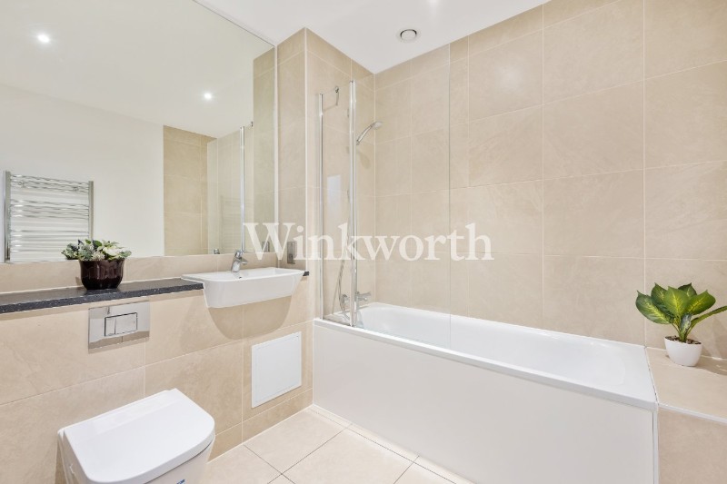 Lily Way, London, N13