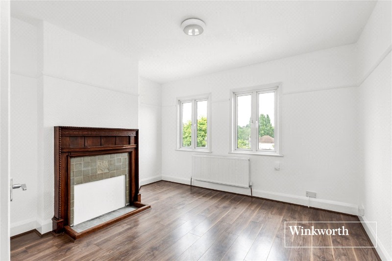 Sussex Ring, Woodside Park, London, N12