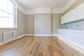 Landseer Road, Holloway, N19