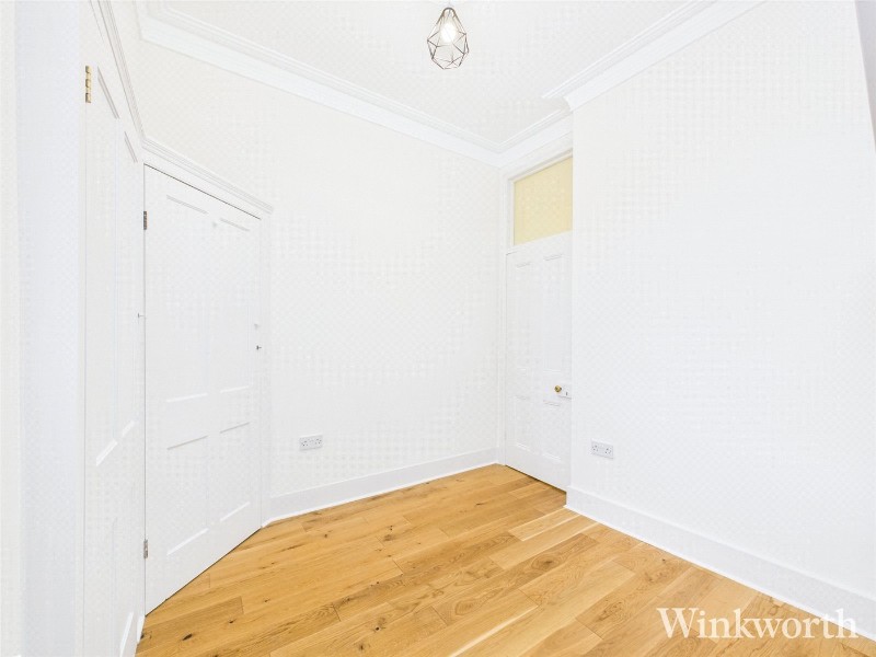 Fordhook Avenue, London, W5