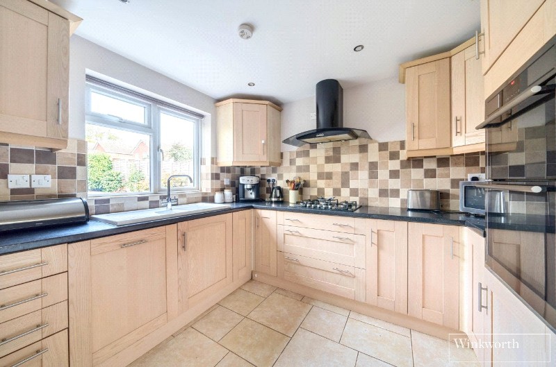 Yaverland Drive, Bagshot, Surrey, GU19
