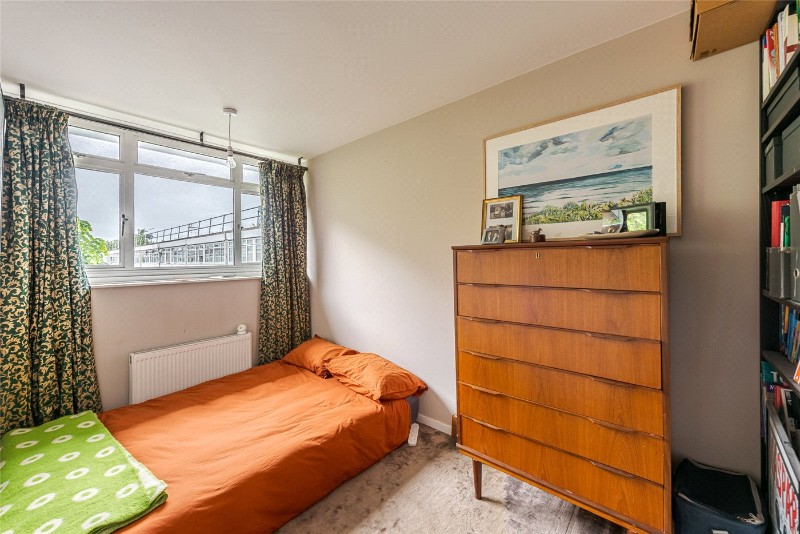 Churchill Gardens, London, SW1V