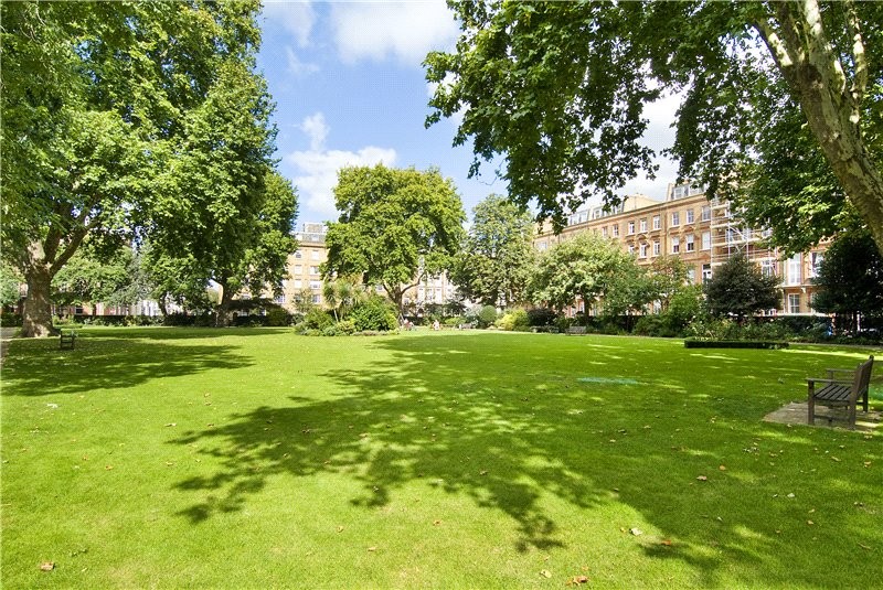 Nevern Square, Earls Court, London, SW5