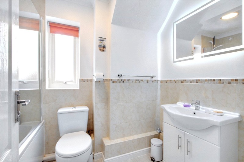 John Drewry Close, Framingham Earl, Norwich, Norfolk, NR14