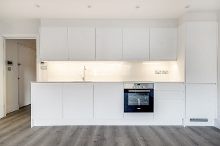 Brownlow Road, London, N11