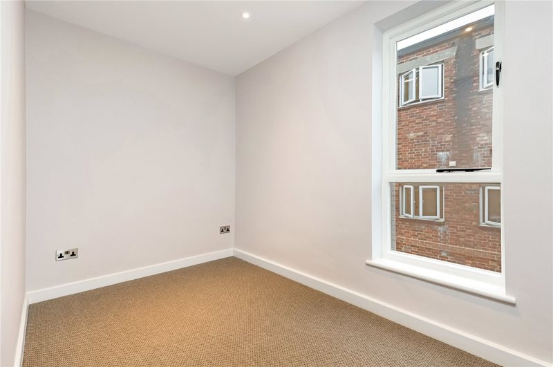 St. Clement Street, Winchester, Hampshire, SO23