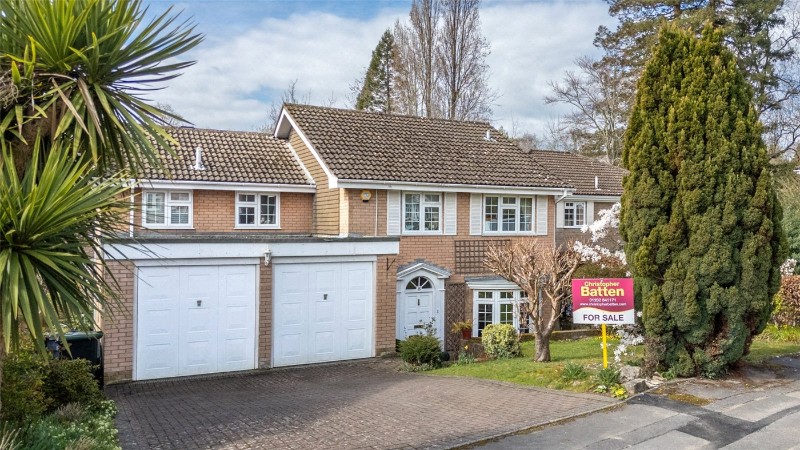 Pine Tree Close, Wimborne, Dorset, BH21