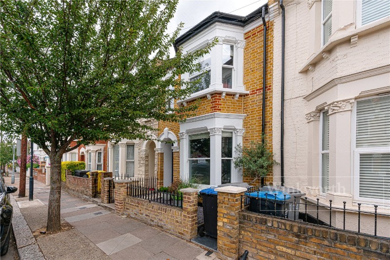 Purves Road, London, NW10