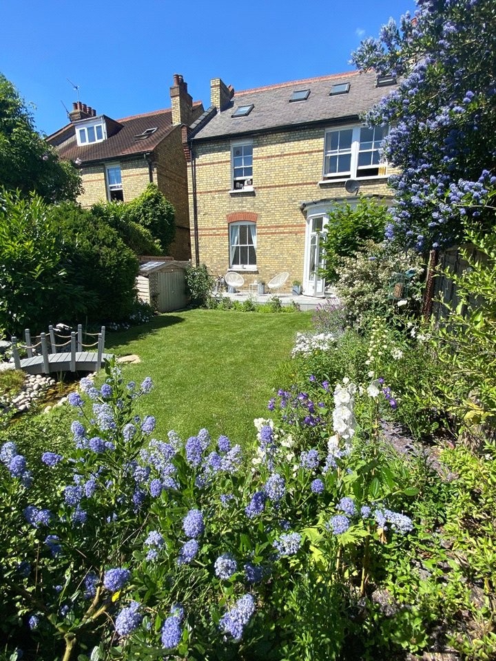Woodside Grove, Finchley, London, N12