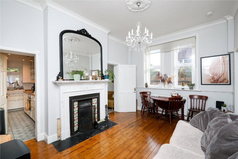 Creffield Road, London, W5