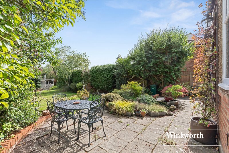 Netherlands Road, New Barnet, EN5