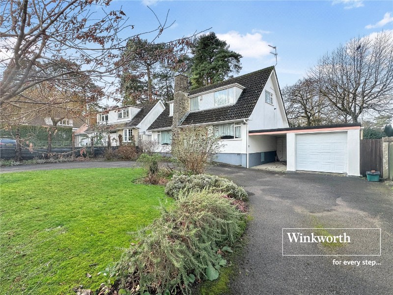 Robins Wood Drive, Ferndown, Dorset, BH22