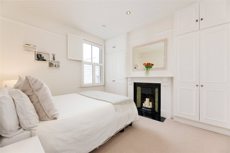 Amerland Road, London, SW18