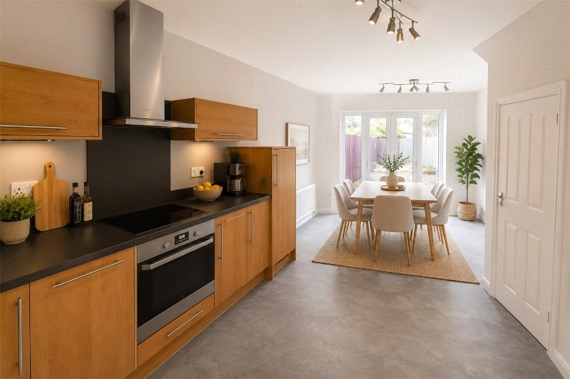 Holloway Avenue, Bourne, Lincolnshire, PE10