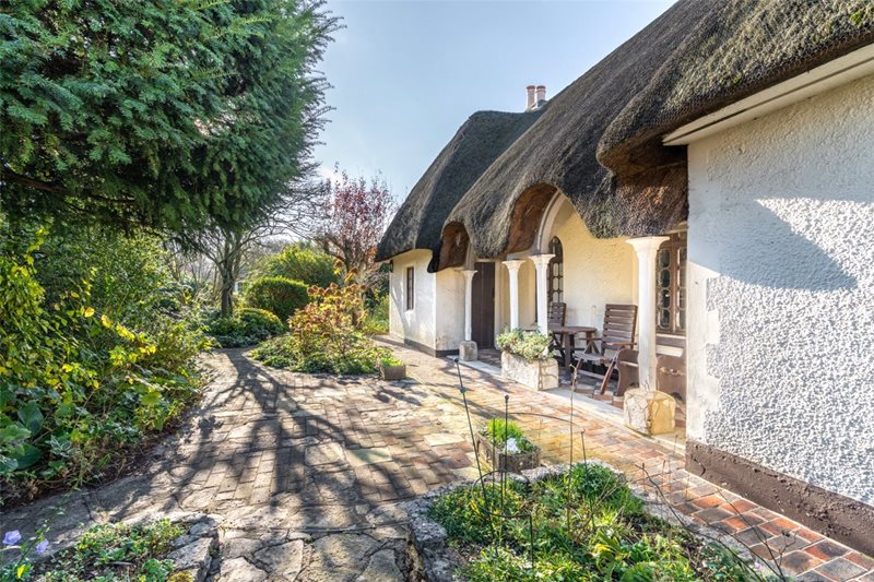 Leigh Road, Wimborne, Dorset, BH21