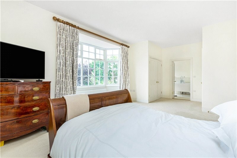 Ferry Road, Barnes, London, SW13