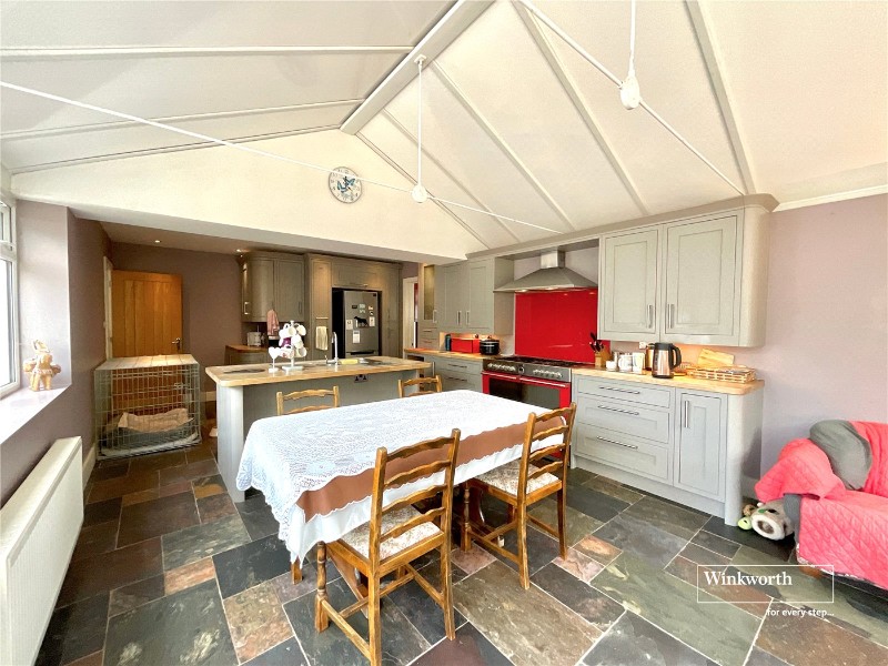 Smugglers Lane North, Highcliffe, Christchurch, BH23