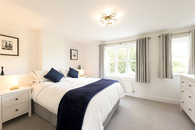 High Street, Urchfont, Devizes, SN10