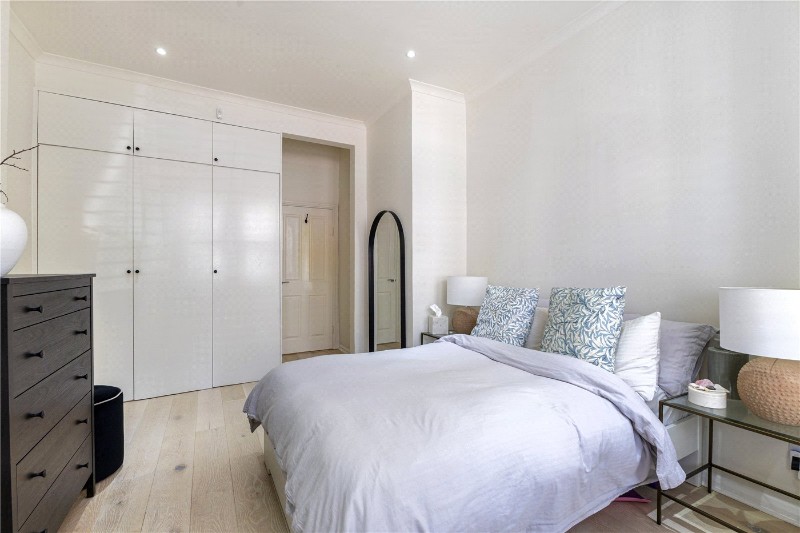 Marjorie Grove, London, SW11