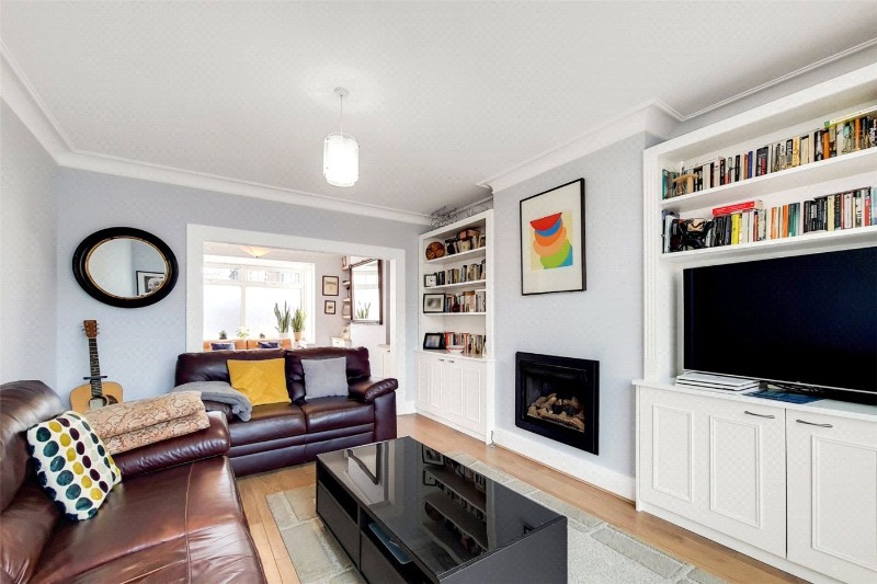 Godfrey Avenue, Twickenham, TW2