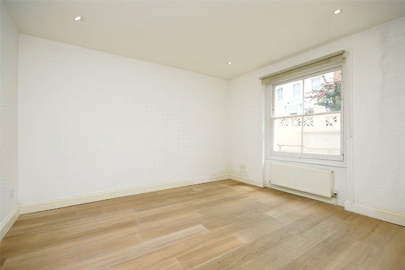 Gayford Road, London, W12