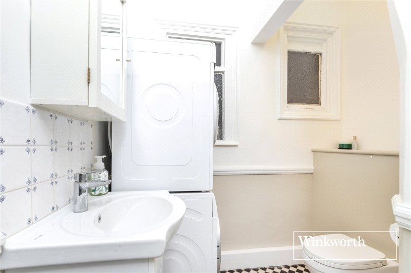Etchingham Park Road, Finchley, London, N3