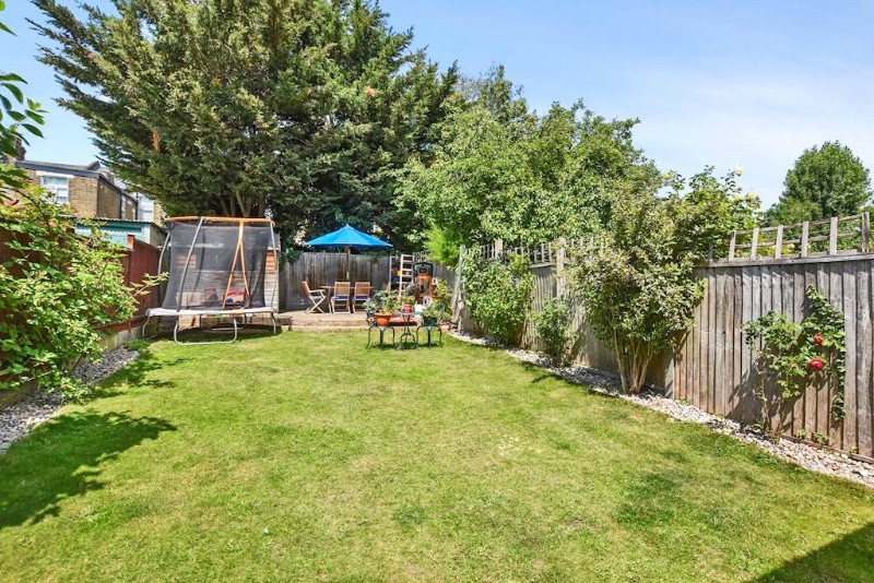 Mortimer Road, London, NW10